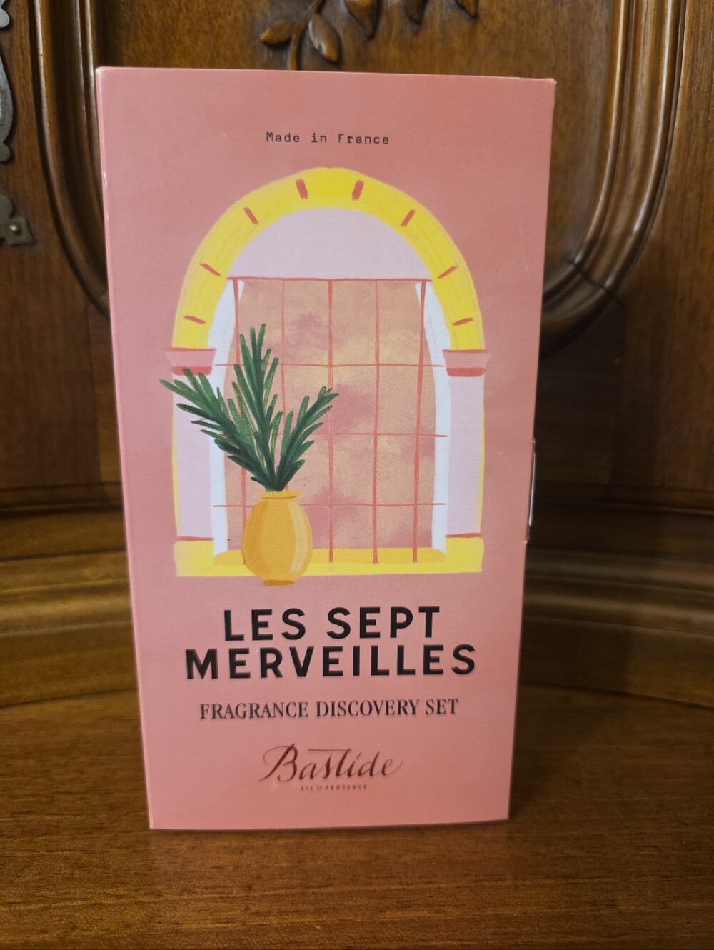 Les Sept Merveilles Fragrance Discovery Set of 7--NIB